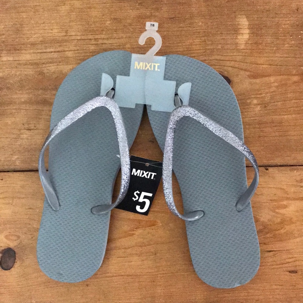 Silver/Glitter Flip Flops